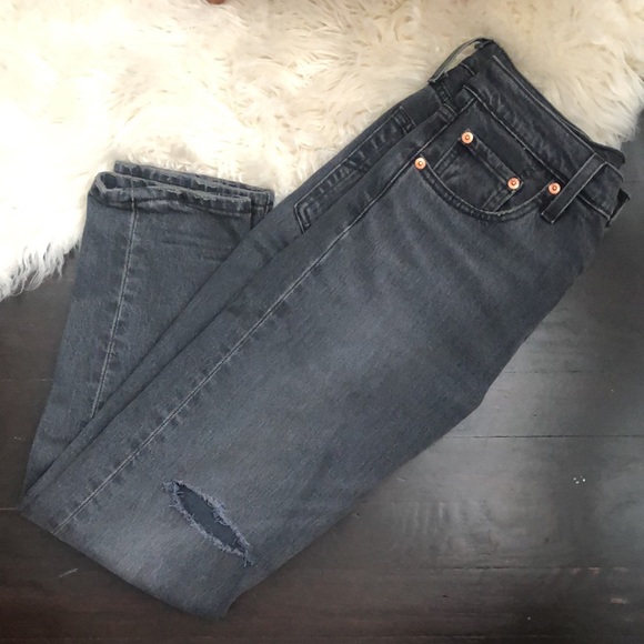 *LEVI’S 501’s* Levi’s 501 Jeans - Size 25 - Picture 3 of 3